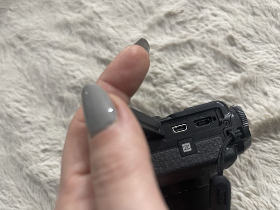 Aparat foto NIKON , 30xZOOM . Stare foarte buna, functioneazs perfect.