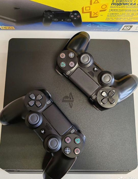 PS4 Slim на 1000Gb + игры
