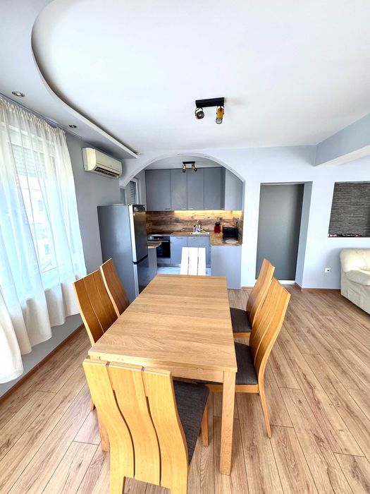 Дава се под наем Тристаен апартамент в Пловдив, Гагарин - 120 кв.м за 612 € - Снимка #3