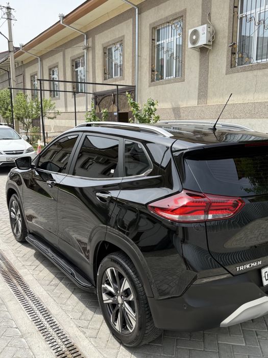 Tracker 2 Premier 2023