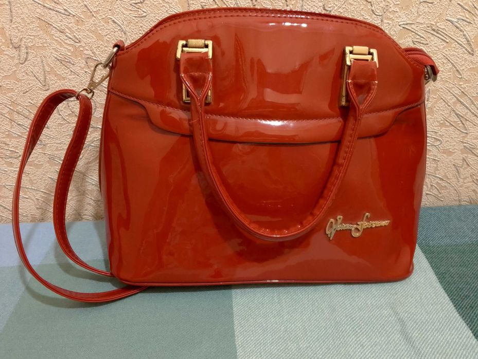 Лакированные сумки. Любая сумка - 50000 сум!