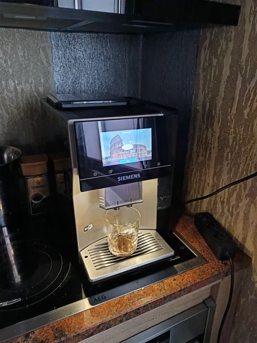 Mașină de cafea Siemens EQ 700 integral