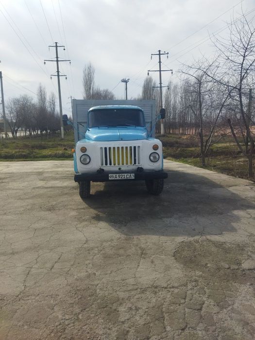 GAZ 53 sotiladi.
