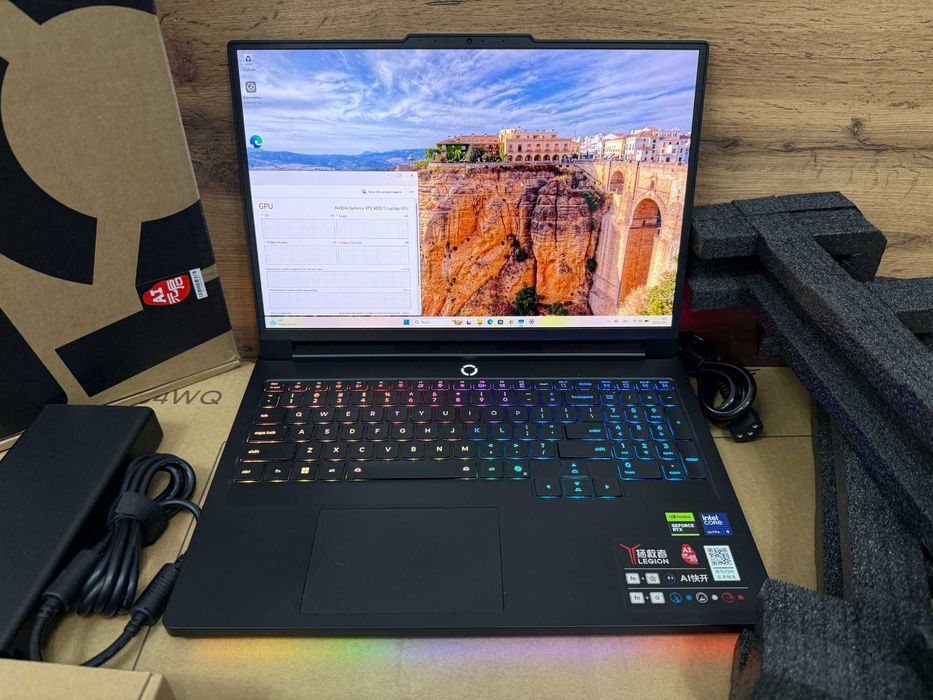 Игровой ноутбук Lenovo Legion 7 Pro RTX 5070 Ti Ultra 9 275HX OLED 240