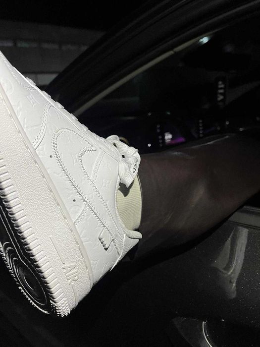 !! Louis Vuitton x Nike Air Force 1 Low 'Triple White' (Размер 39) !!