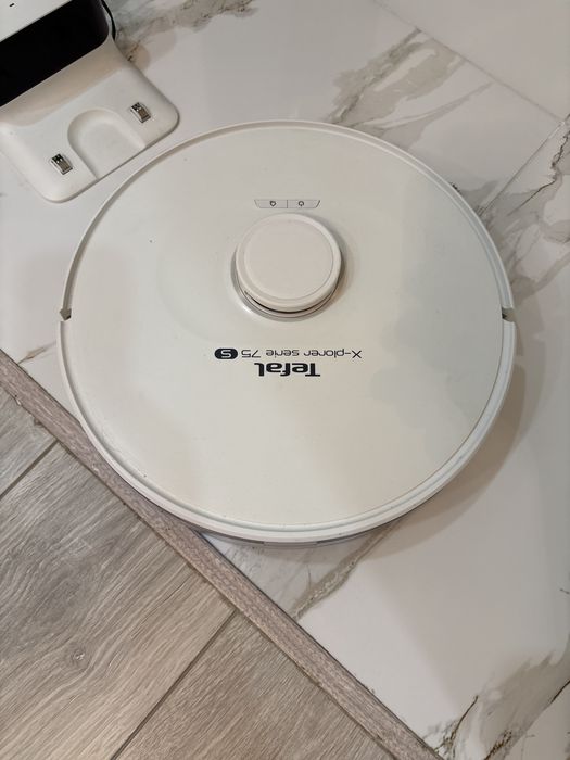 Продам робот пылесос. Пылесос Tefal 75s робот. Tetal 75s продам.