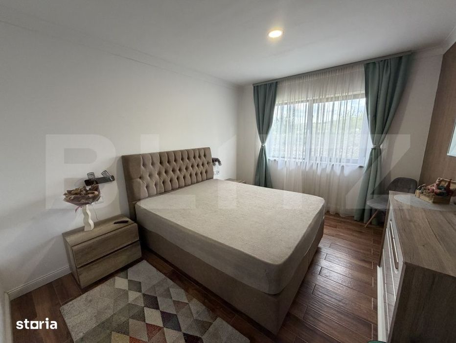 Casa de vanzare in suprafat de 240 mp cu 150 mp teren, Zona Sarmas