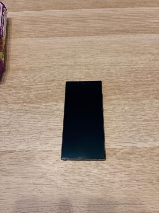 Samsung Galaxy S24 Ultra 512 GB Titanium Gray – Impecabil + 5 huse