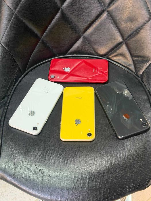 iphone XR 4 броя