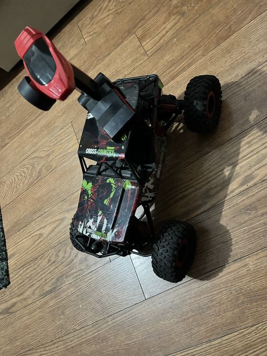 Jeep RC 4x4 perfect pentru copii