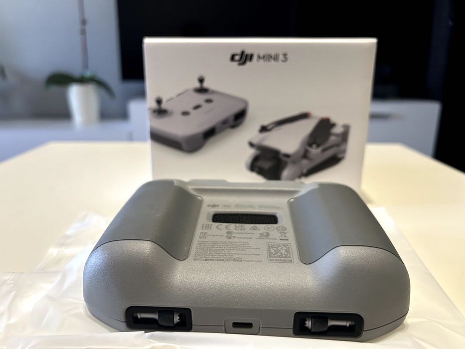 Controller RC N1, nou sigilat