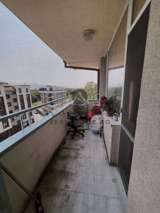 Продава се Тристаен апартамент в Пловдив, Христо Смирненски - 113 кв.м за 2346 €/кв.м - Снимка #8