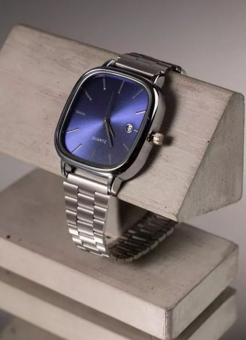 Кепілдендірілген қолжетімді сағат