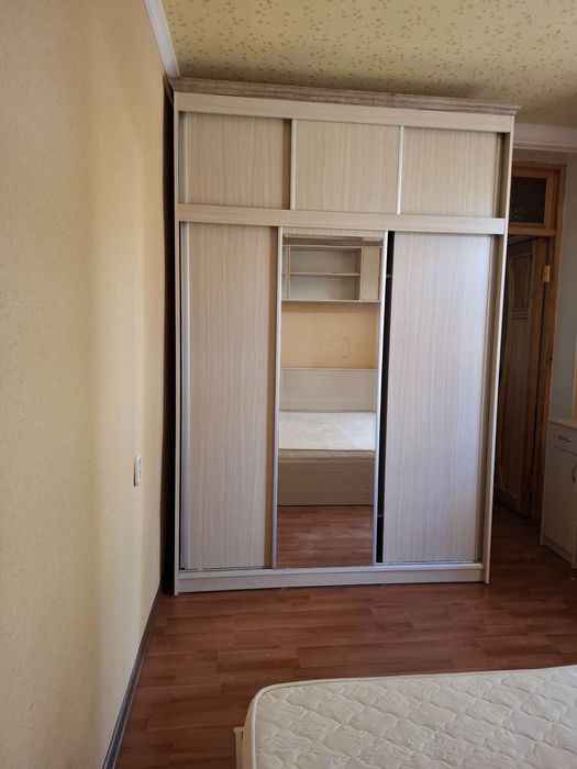 Продается спальня мебель