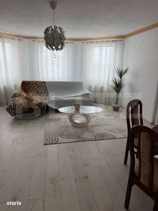Vand casa in Darova