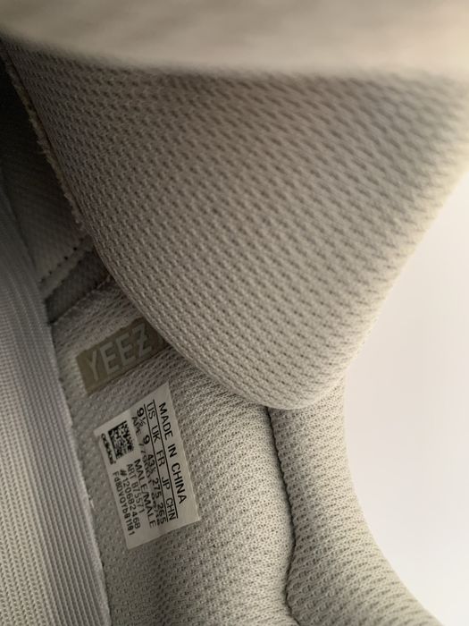 Yeezy 700 Wave Runner 43 1/3 og all LEGIT