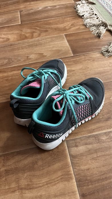 Кроссовки (оригинал)