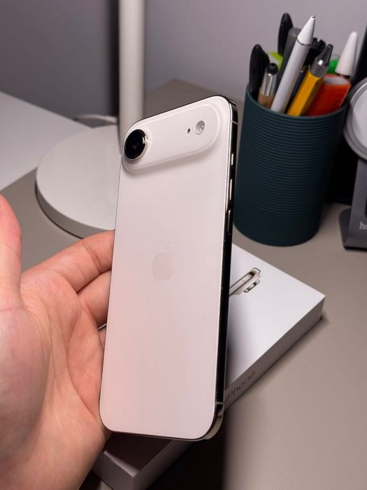 iPhone Air stare 10/10, cu cutie si garantie emag, 512gb, 17 air