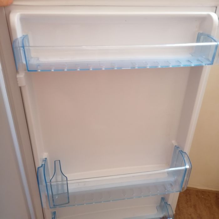 Хладилник Beko RDM 6126 аксесоари