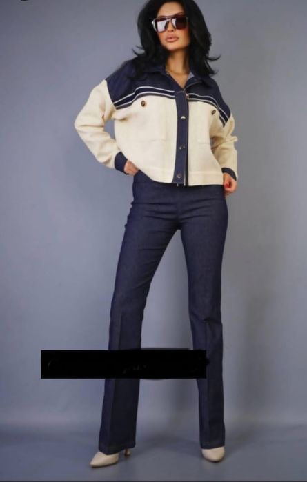 Продам брючный костюм