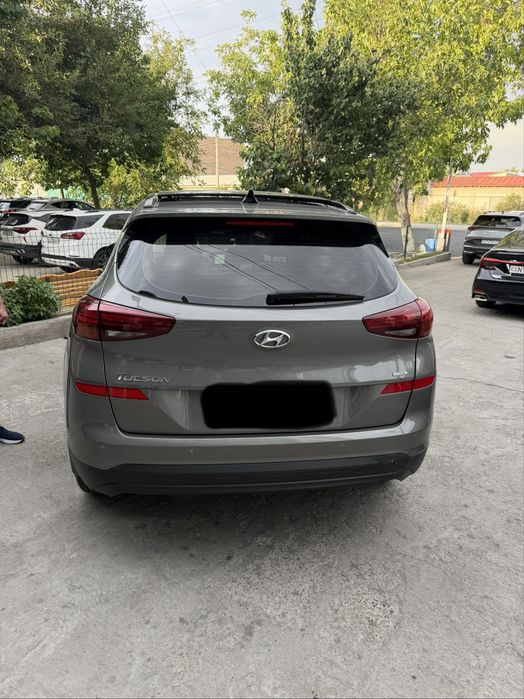 Hyundai tucson 2,0