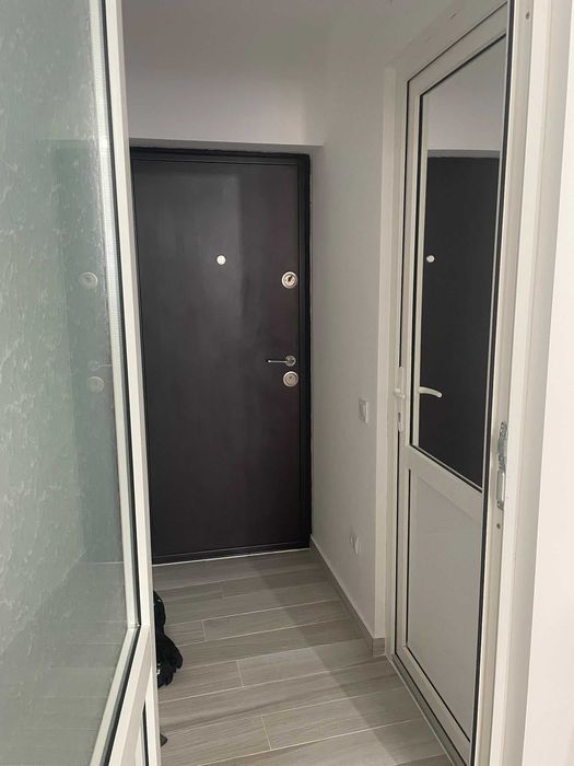 garsoniera de inchiriat zona capat la 1
