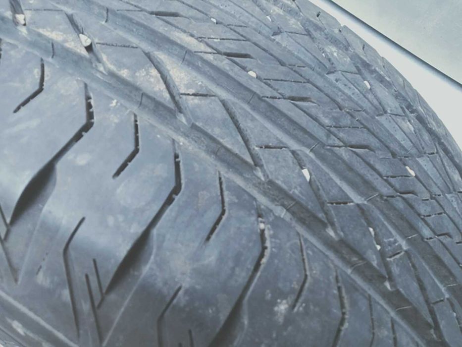 Продам две пары шин 255/55/R18