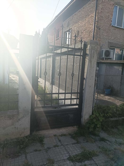 Дворна ограда за вашия дом