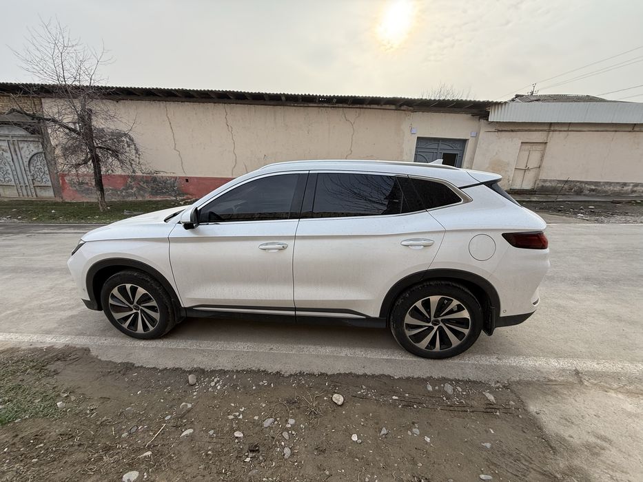 BYD chempion 605 km