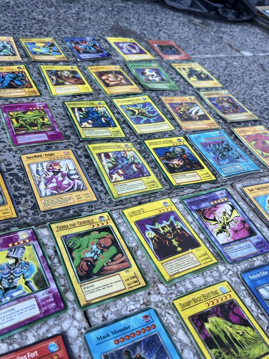 Карти Yu-Gi-Oh….