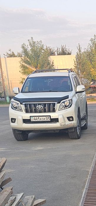 Тойота ланд крузер Прадо 150