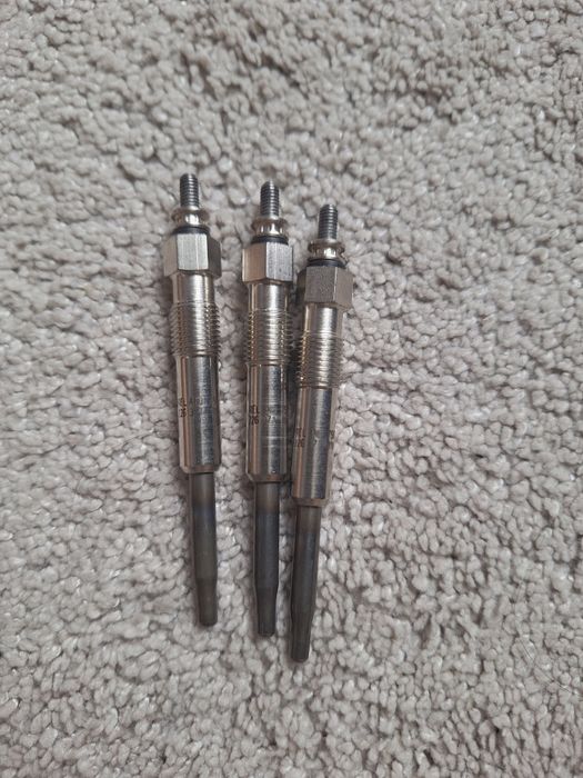 Нови подгревни свещи за Ситроен Ксара Пикасо 2.0HDI Citroen