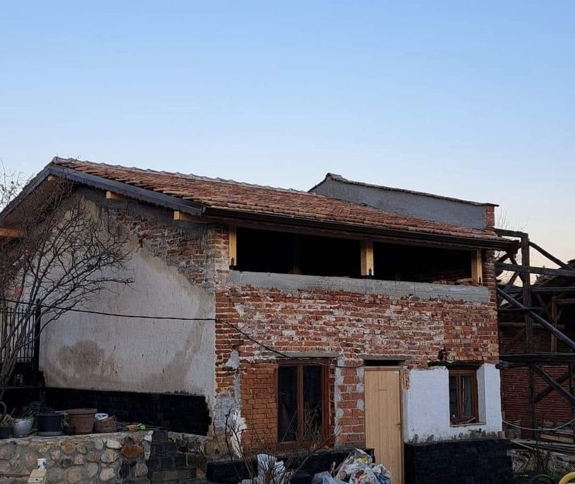Реставрация на стари къщи