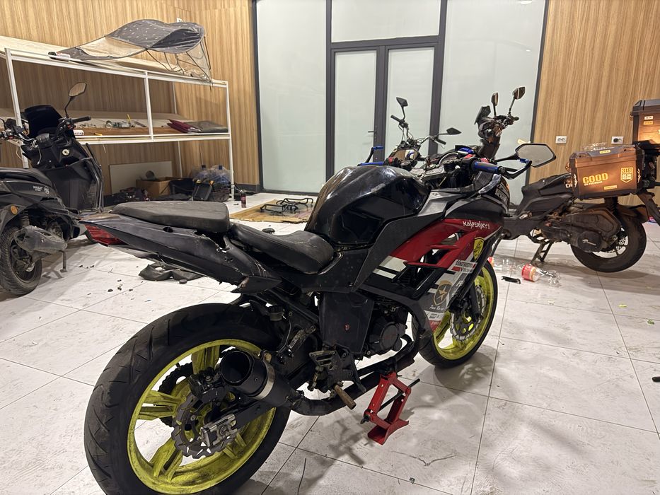 Kawasaki ninja мотоцикл 350 куб