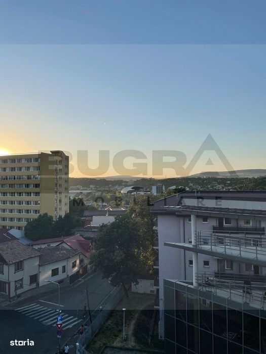 Apartament de 3 camere, modern, 72mp, parcare subterana, zona UMF
