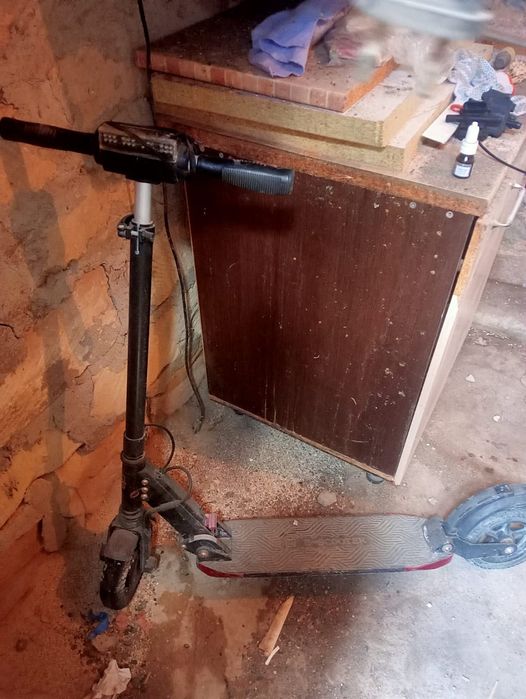 Продаётся сомакат электрический