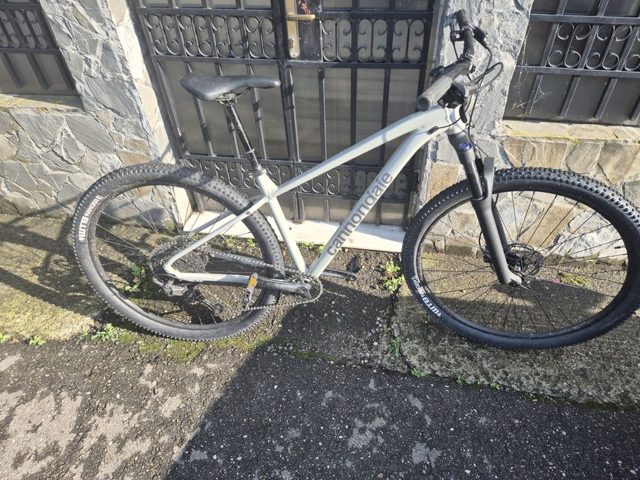 Bicicleta Cannondale trail one 2026