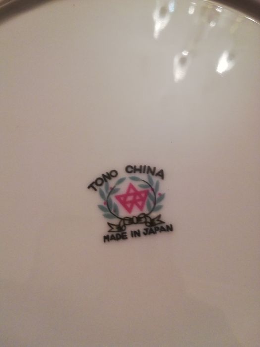 Тарелки японские двух видов