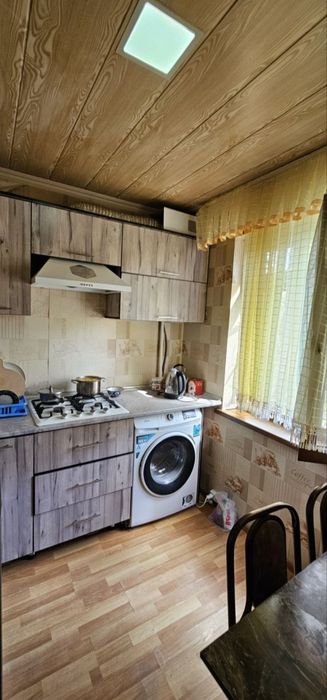 Продаётся  2 х  комнатная квартира. Вокзал