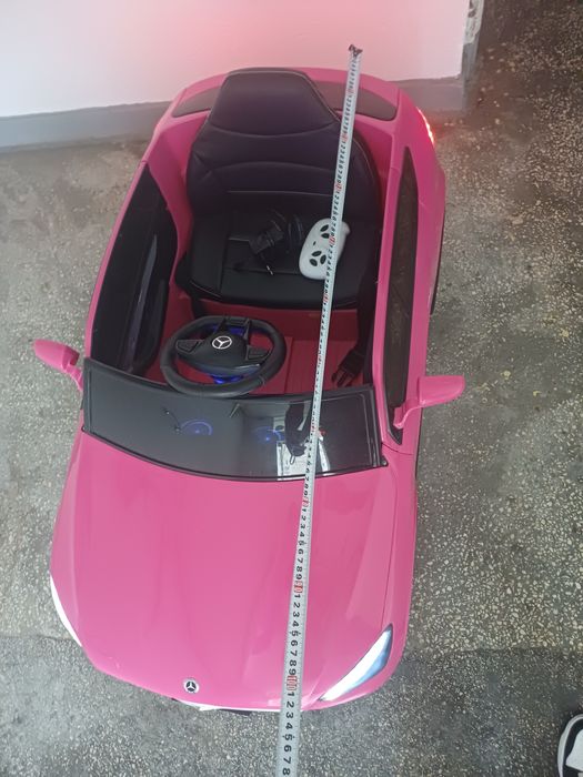 Mașină electrică cu telecomanda