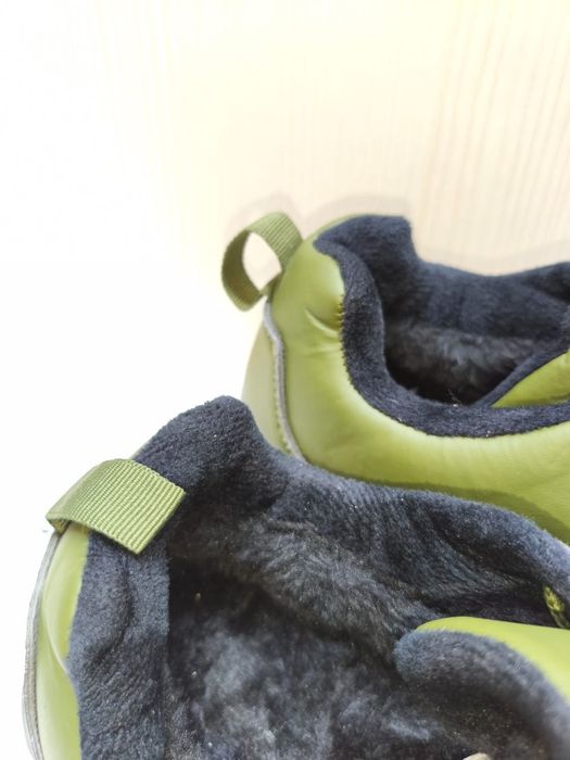 Продам кроссовки