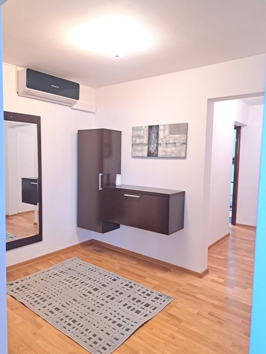 Inchiriez apartament 3 camere
