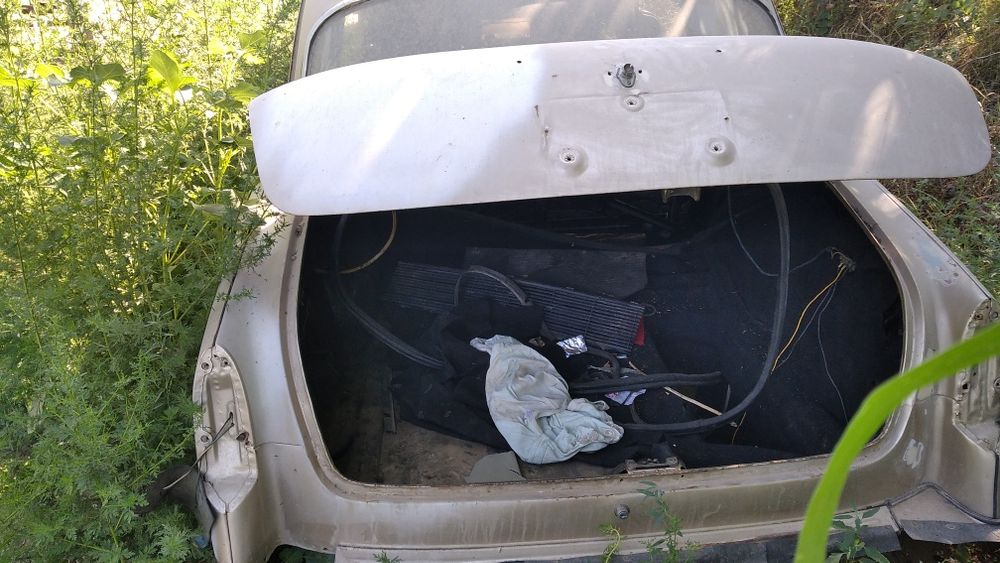 Volga m21 kuzov sotiladi