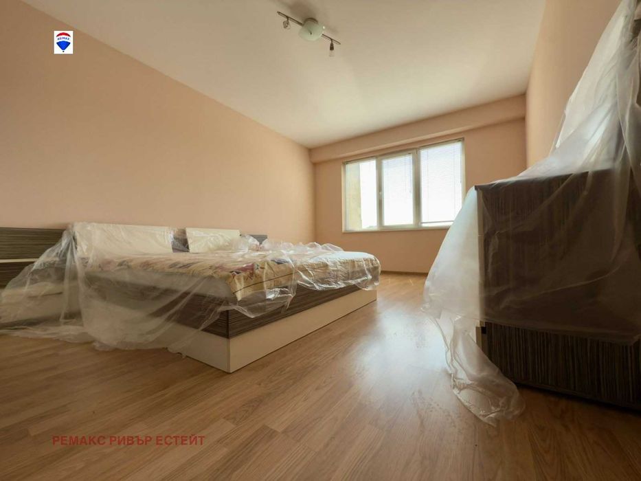 Продава се Тристаен апартамент в Русе, Чародейка - Север - 104 кв.м за 865 €/кв.м - Снимка #5