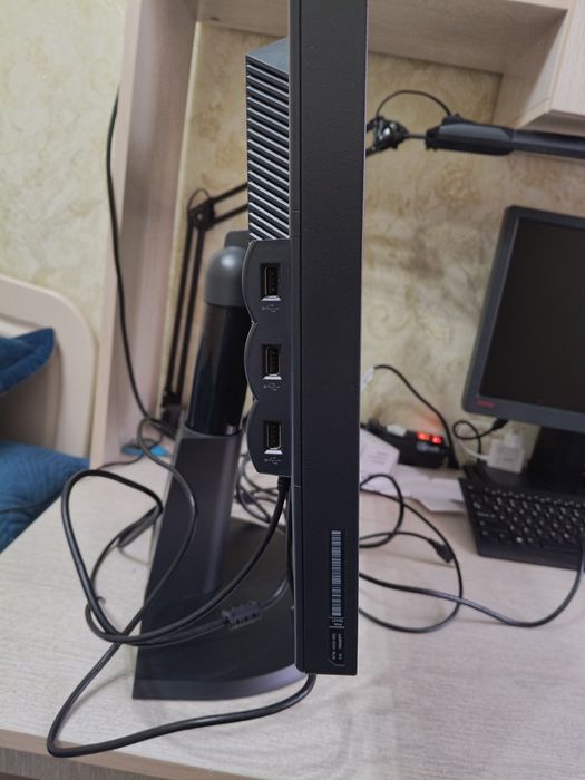 Монитор Lenovo 24"