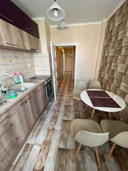 Продава се Тристаен апартамент в Русе, Център - 95 кв.м за 1264 €/кв.м - Снимка #15