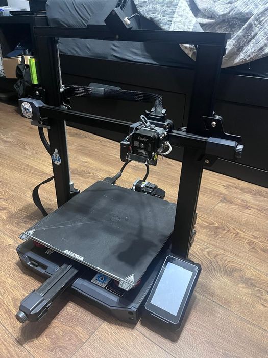 Creality Ender 3 s1 plus + accesorii