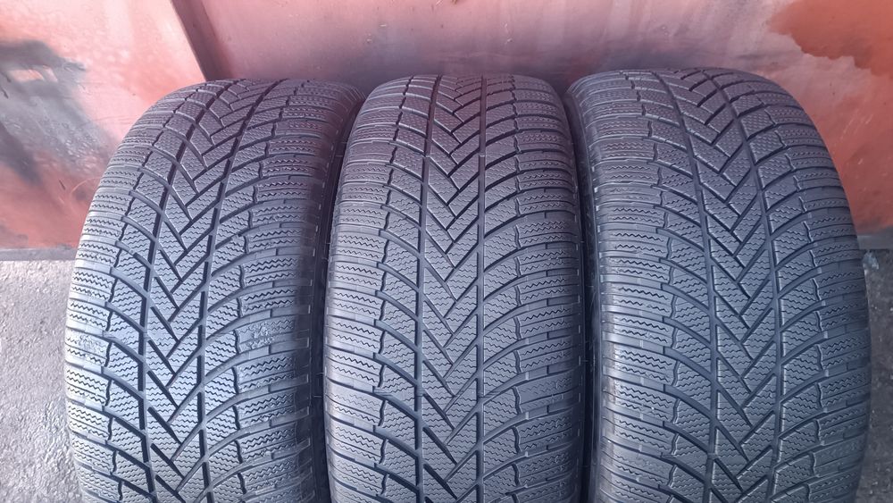 245/45/18 Bridgestone Дот 1423