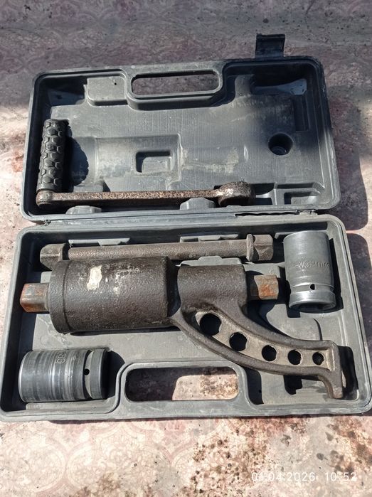 Гайковёрт механический