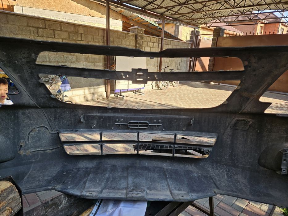 Бампер б/у оригинал на кобальт